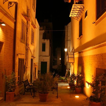 Hotel Clelia Isola di Ustica Екстер'єр фото