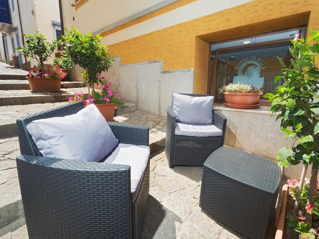 Hotel Clelia Isola di Ustica Екстер'єр фото